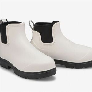 Ugg Droplet Chelsea Boots White Size 10 Women’s Rainboots